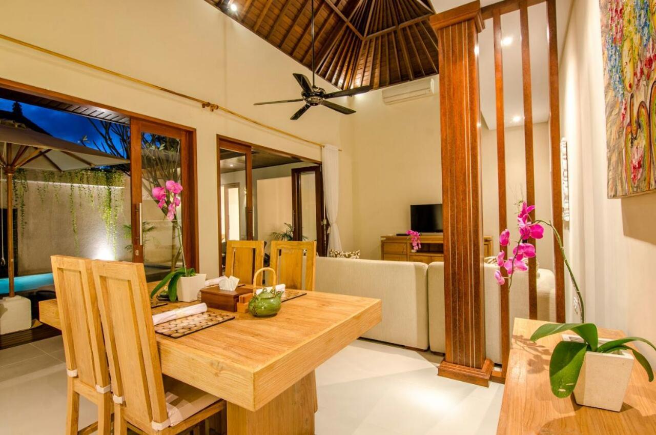 Kesari Haven Villa Sanur Esterno foto