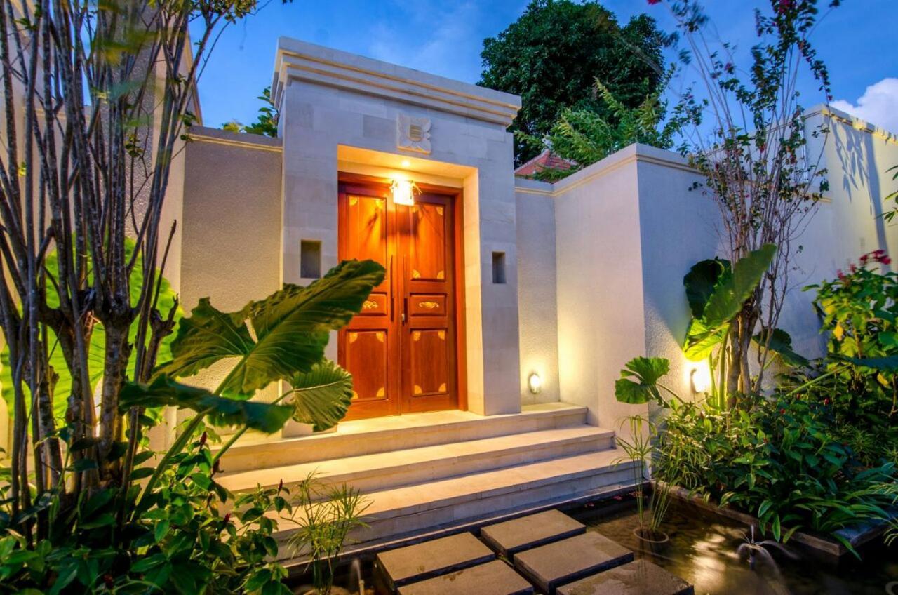 Kesari Haven Villa Sanur Esterno foto