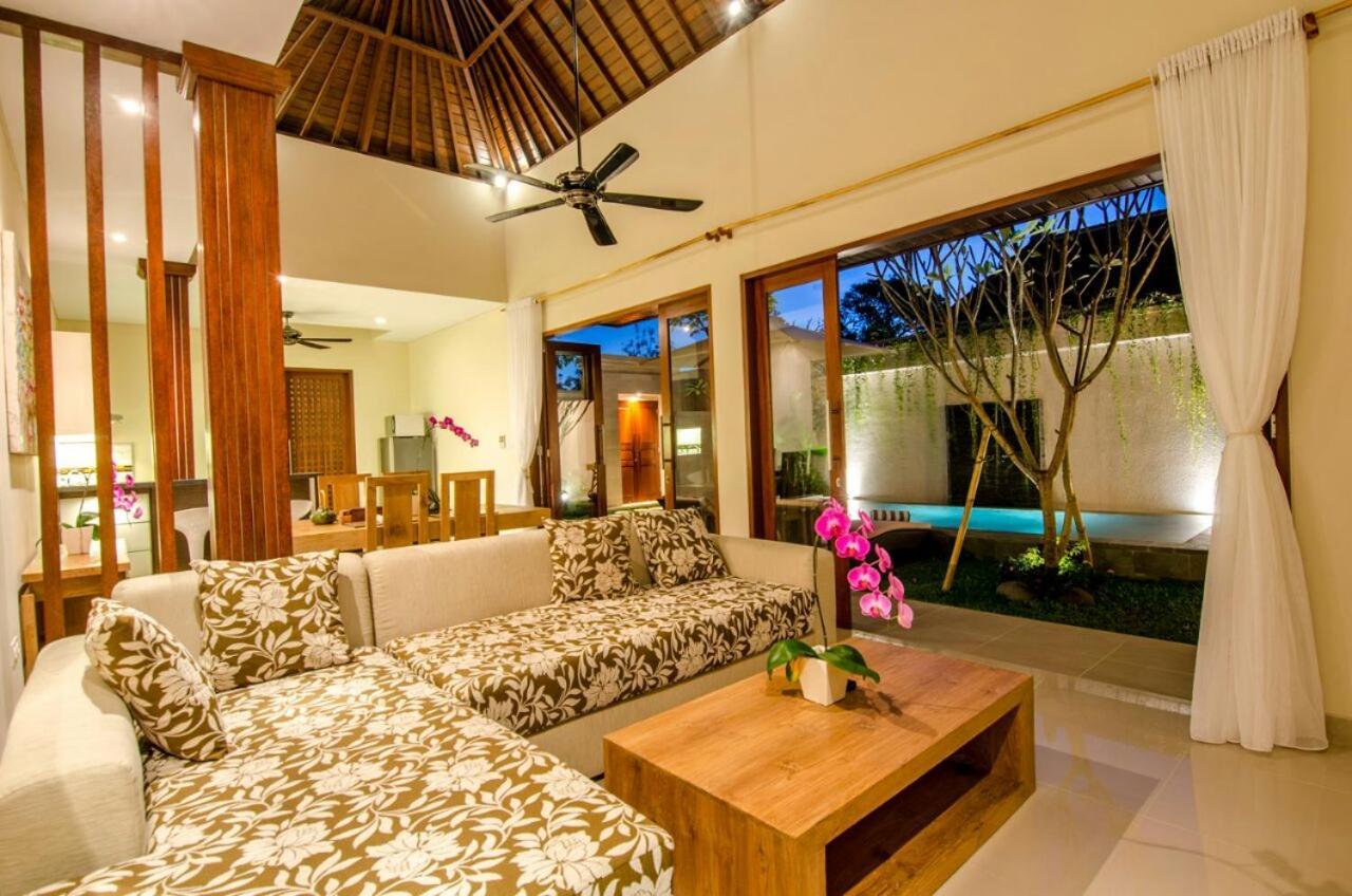 Kesari Haven Villa Sanur Esterno foto