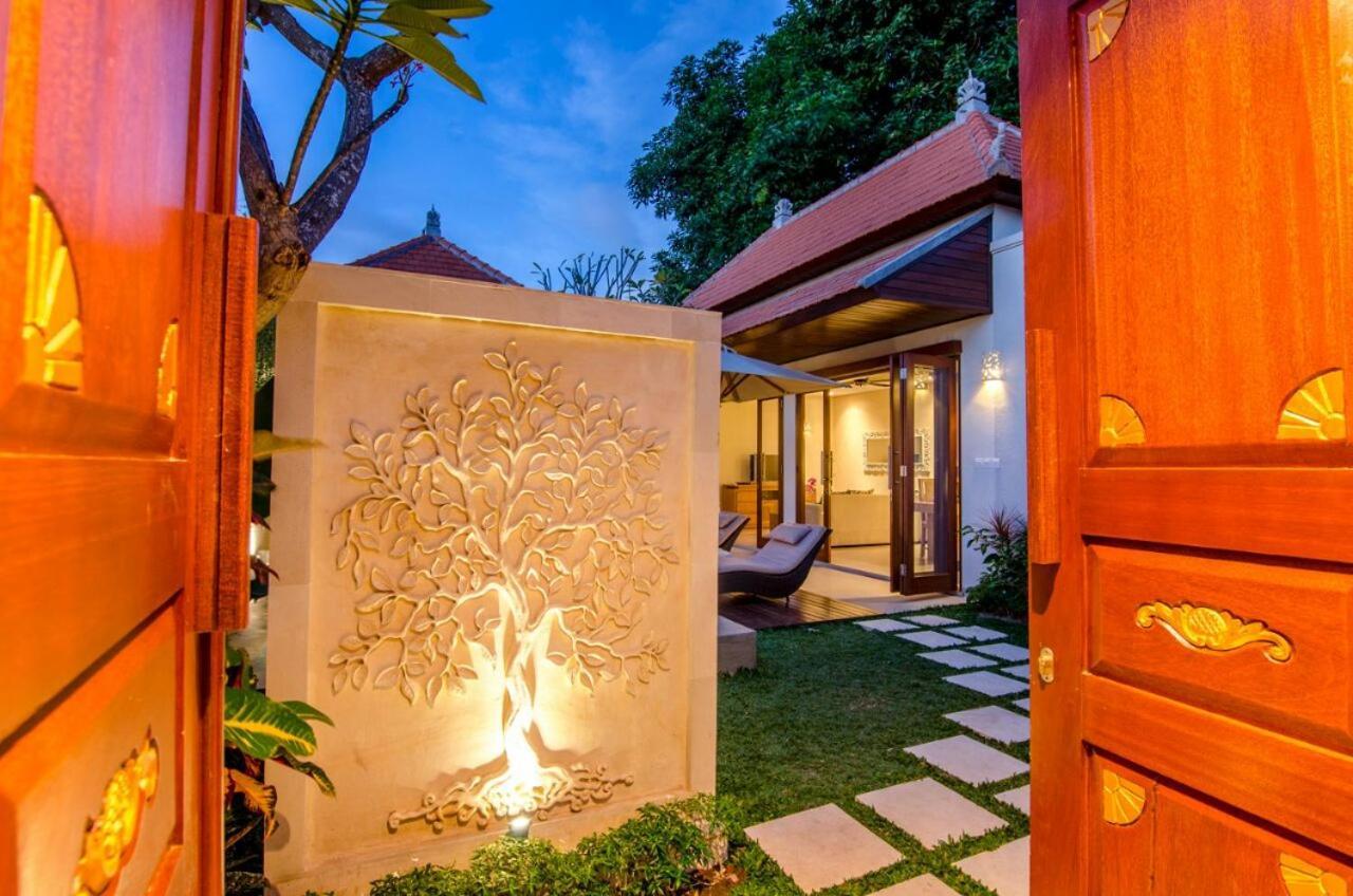 Kesari Haven Villa Sanur Esterno foto