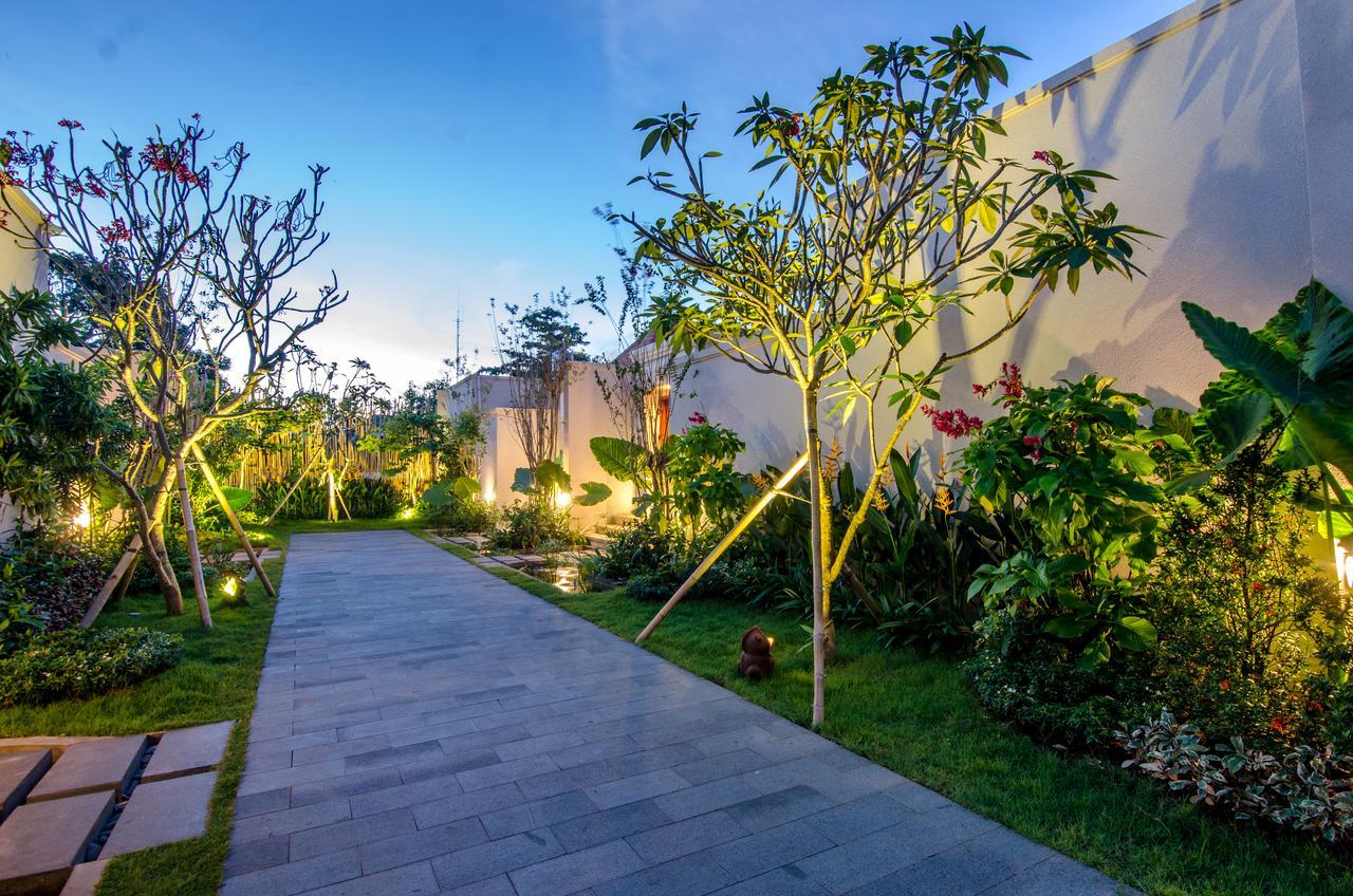 Kesari Haven Villa Sanur Esterno foto